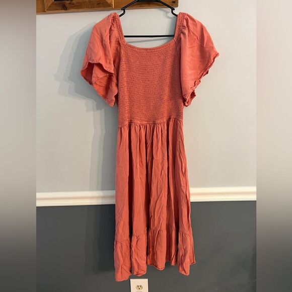 EUC Smocked Flutter Sleeve Midi Dress – Dusty Rose, Size Large - Picture 3 of 6